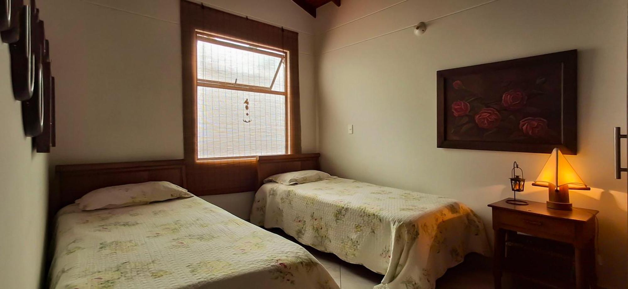 贾丁La Casa Del Sol住宿加早餐旅馆 外观 照片